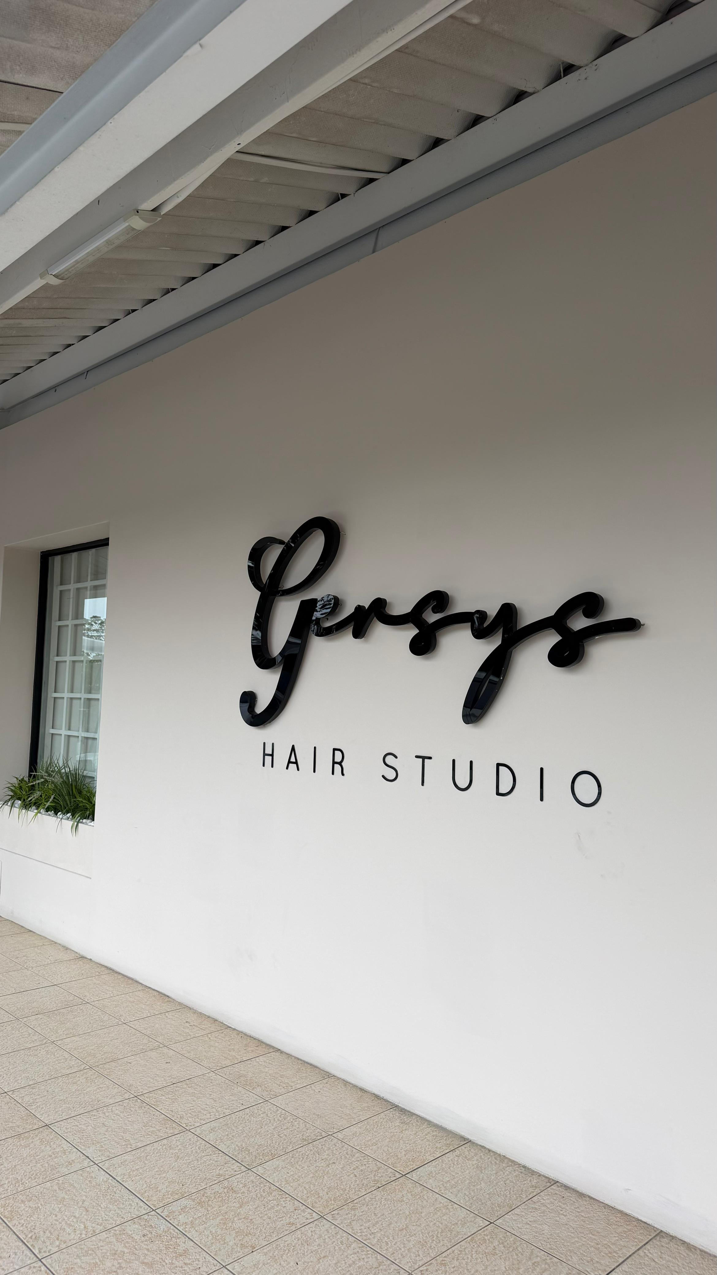 Logo Gersys Hair Studio